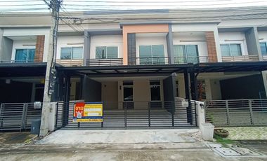 For sale 3 bedrooms townhouse in Sai Mai, Bangkok