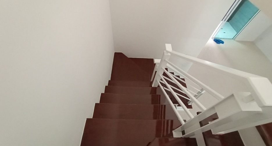For sale 3 bedrooms townhouse in Sai Mai, Bangkok
