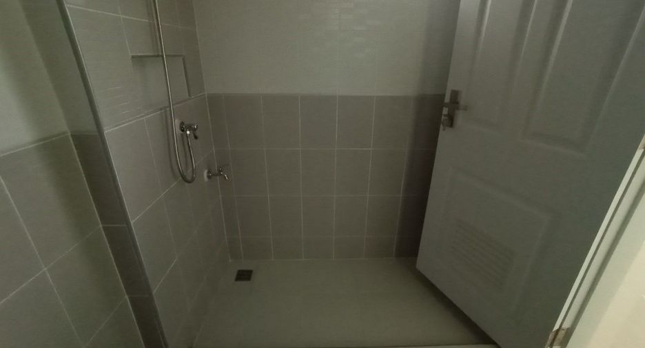 For sale 3 bedrooms townhouse in Sai Mai, Bangkok