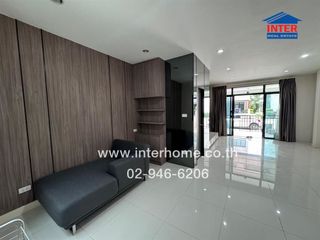 For sale 3 bed townhouse in Bang Khae, Bangkok