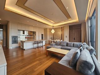 Wohnung zur Miete mit 3 Zimmer in Pathum Wan, Bangkok