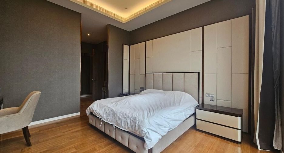 Wohnung zur Miete mit 3 Zimmer in Pathum Wan, Bangkok