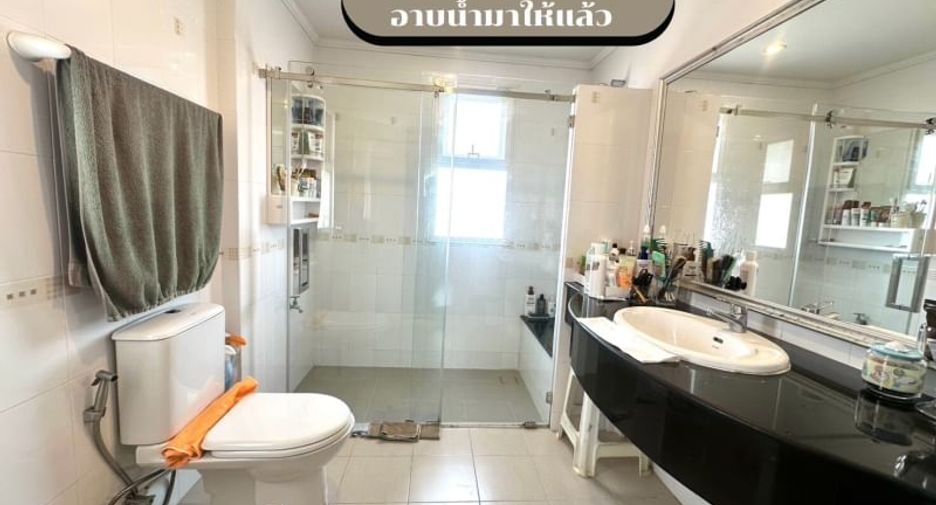 For sale 3 bedrooms house in Mueang Chon Buri, Chonburi
