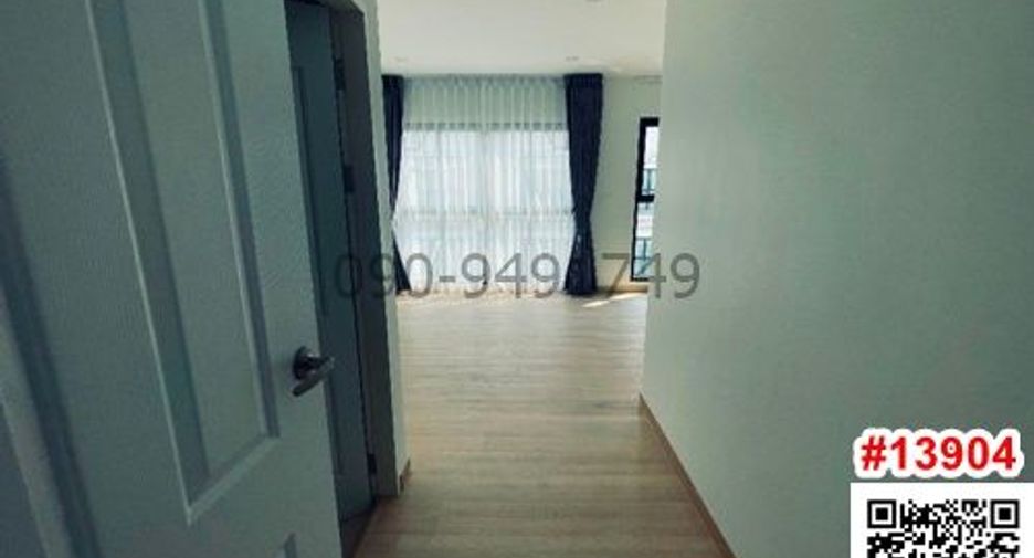 For rent 3 bedrooms townhouse in Sai Mai, Bangkok