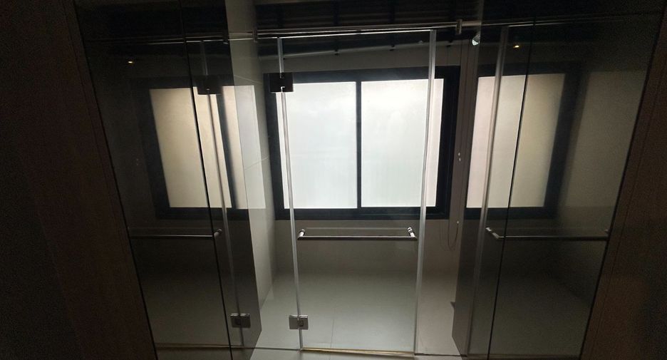 For sale 1 bed condo in Pathum Wan, Bangkok