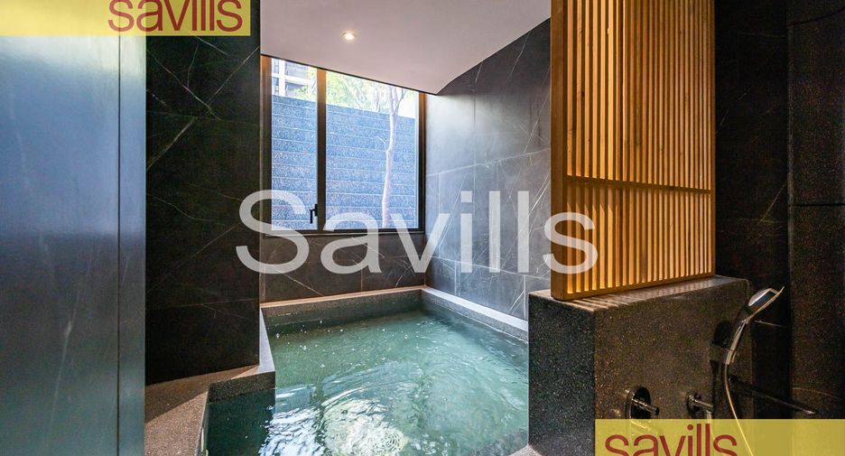 For sale 2 bed condo in Watthana, Bangkok