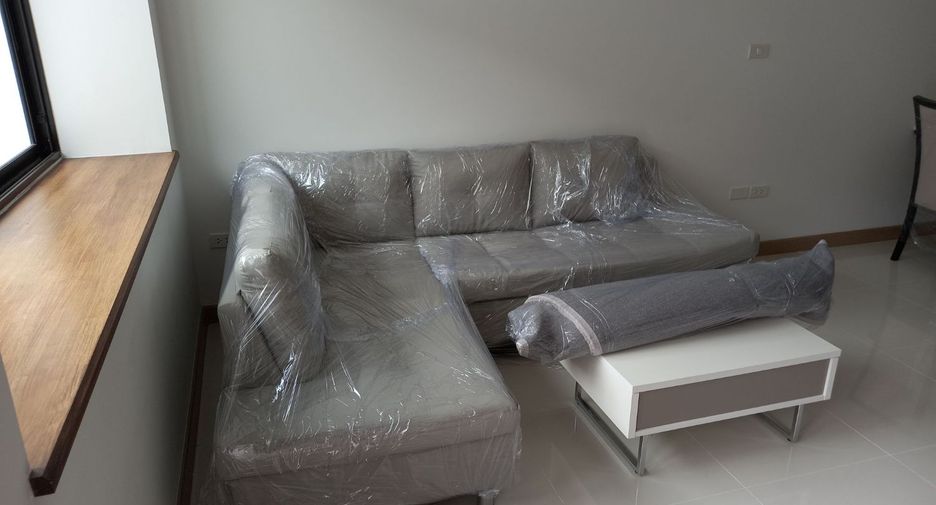 For sale 3 bedrooms townhouse in Bang Khen, Bangkok