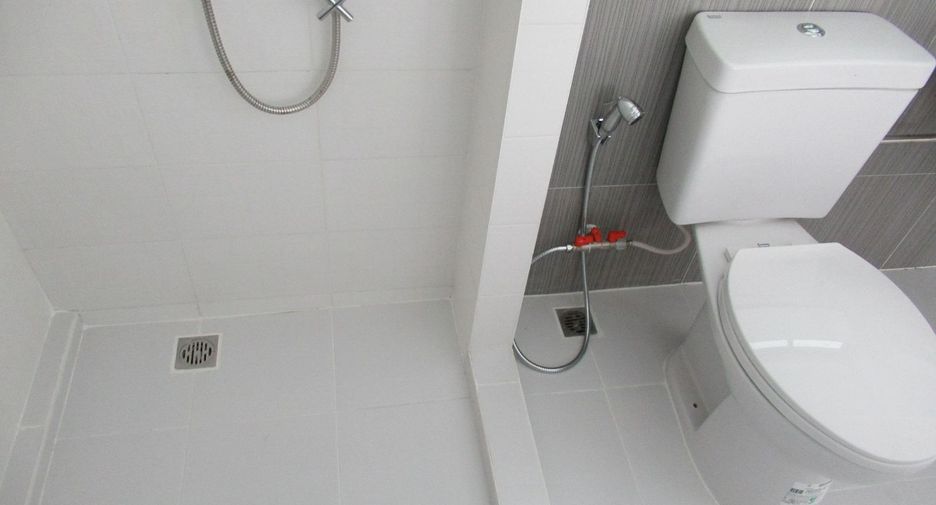 For sale 3 bedrooms townhouse in Bang Khen, Bangkok