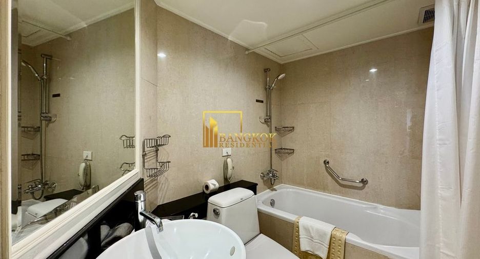 Serviced Apartment zur Miete mit 3 Zimmer in Khlong Toei, Bangkok