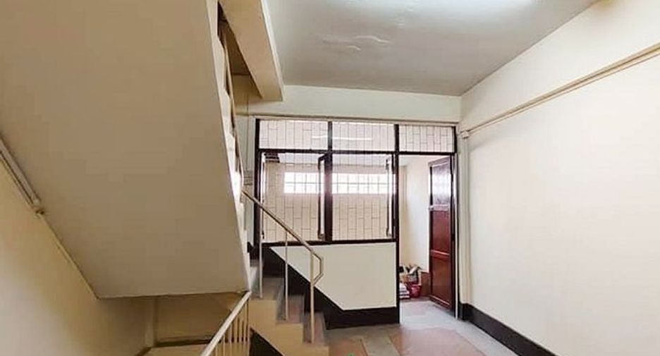 For sale 5 bedrooms retail Space in Phra Pradaeng, Samut Prakan