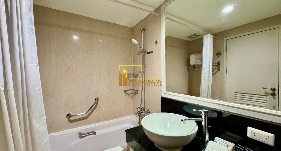 Condo en alquiler de 2 habitaciones en Watthana, Bangkok