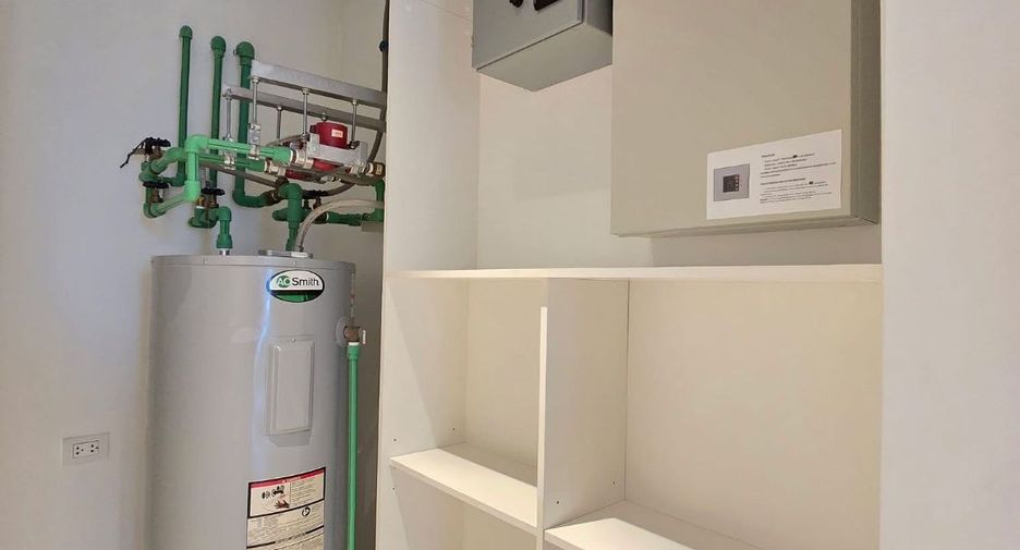 Condo en alquiler de 2 habitaciones en Bang Kho Laem, Bangkok