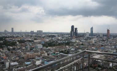 出租 2 卧室 公寓 在 Bang Kho Laem, 曼谷