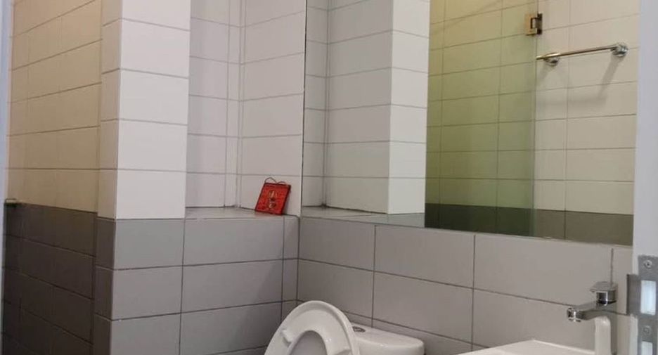Аренда 2 спальни кондо в Пхра Кханонг, Бангкок