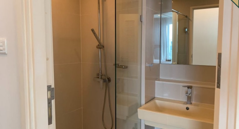 Condo en alquiler de 4 habitaciones en Watthana, Bangkok