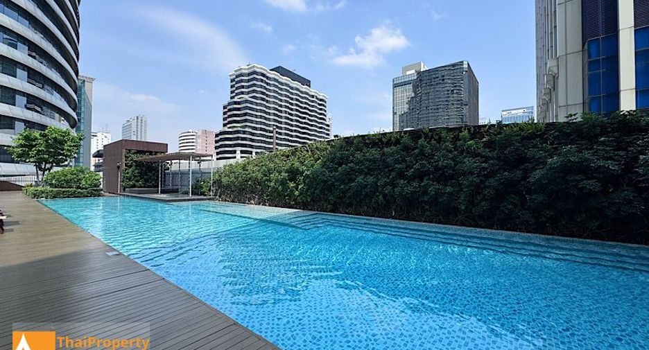 À louer 2 chambres condo à Pathum Wan, Bangkok