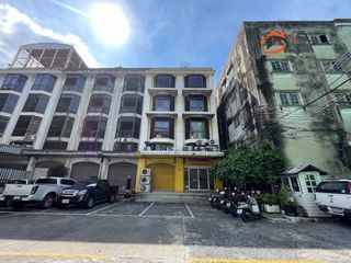 For sale office in Phra Khanong, Bangkok