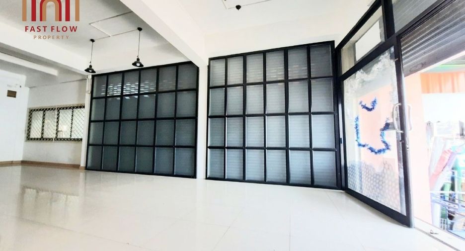 出租 4 卧室 商业空间 在 Sam Phran, Nakhon Pathom