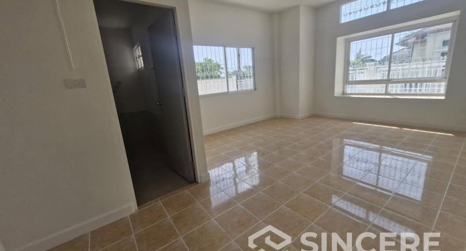For rent 3 bedrooms house in Mueang Phuket, Phuket