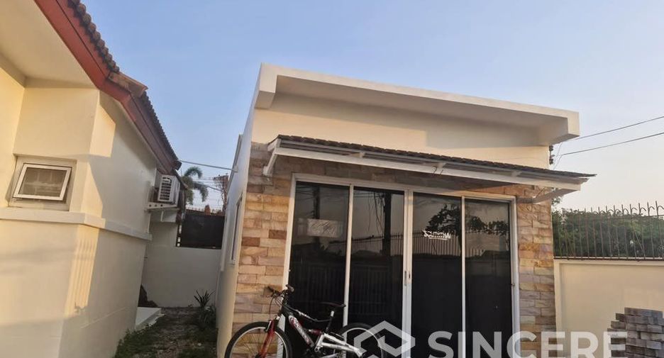 For rent 3 bedrooms house in Mueang Phuket, Phuket