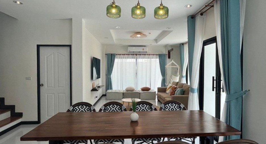 For rent and for sale 3 bedrooms villa in Mueang Phuket, Phuket