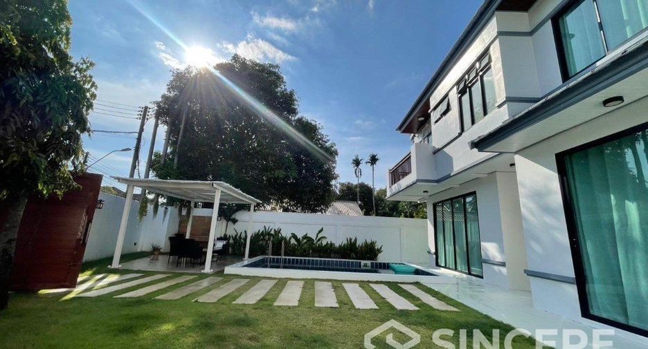 For rent and for sale 3 bedrooms villa in Mueang Phuket, Phuket