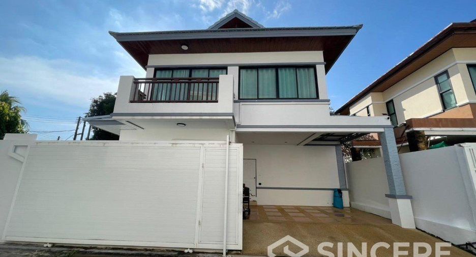 For rent and for sale 3 bedrooms villa in Mueang Phuket, Phuket
