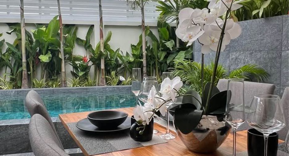 For rent 2 bedrooms villa in Mueang Phuket, Phuket