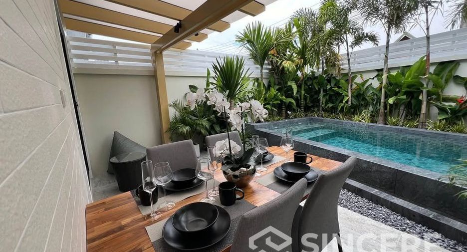 For rent 2 bedrooms villa in Mueang Phuket, Phuket