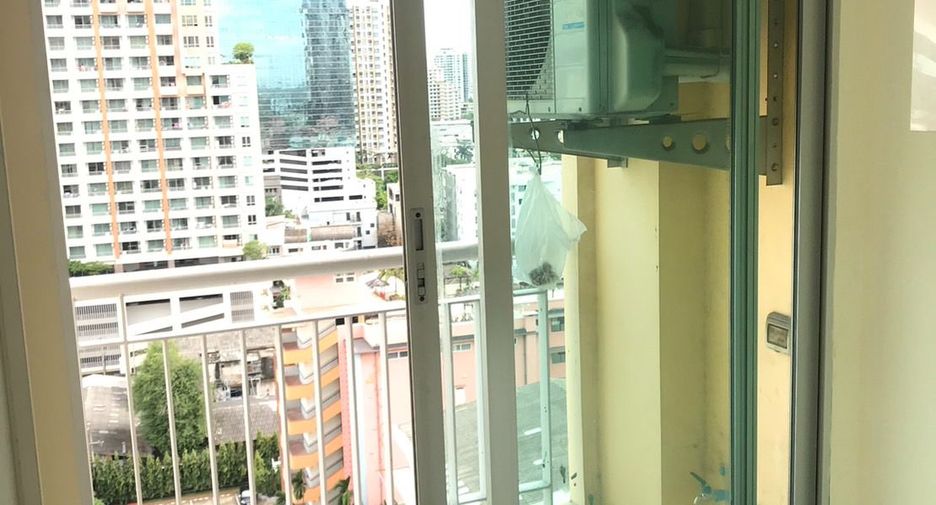 For sale 1 Beds condo in Phaya Thai, Bangkok
