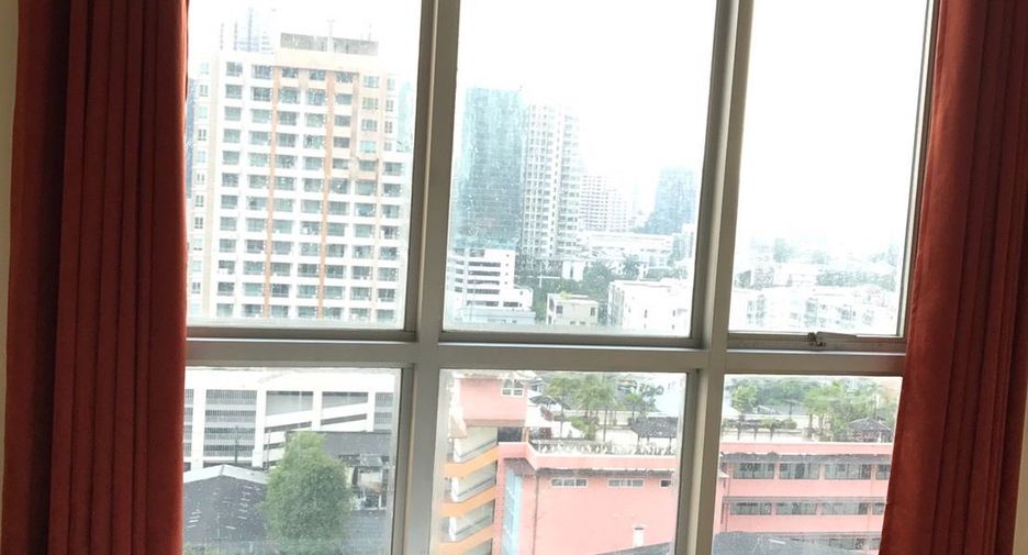 For sale 1 Beds condo in Phaya Thai, Bangkok