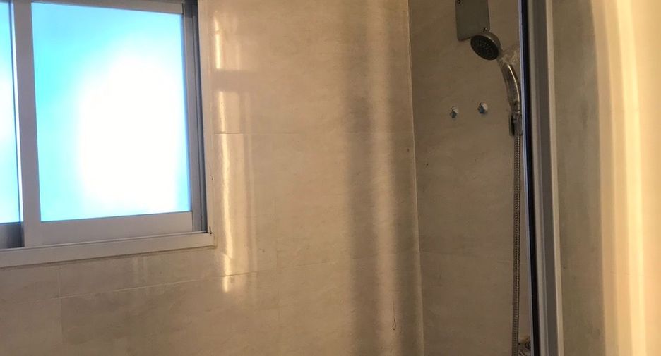 For sale 1 Beds condo in Phaya Thai, Bangkok