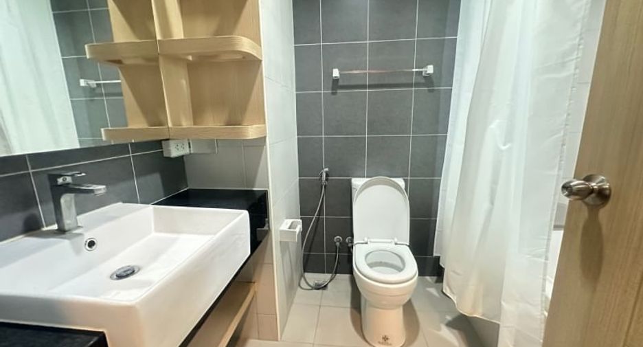 Condo en alquiler de 1 habitaciones en Si Racha, Chonburi
