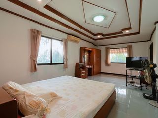 For sale 3 bedrooms house in Khlong Sam Wa, Bangkok