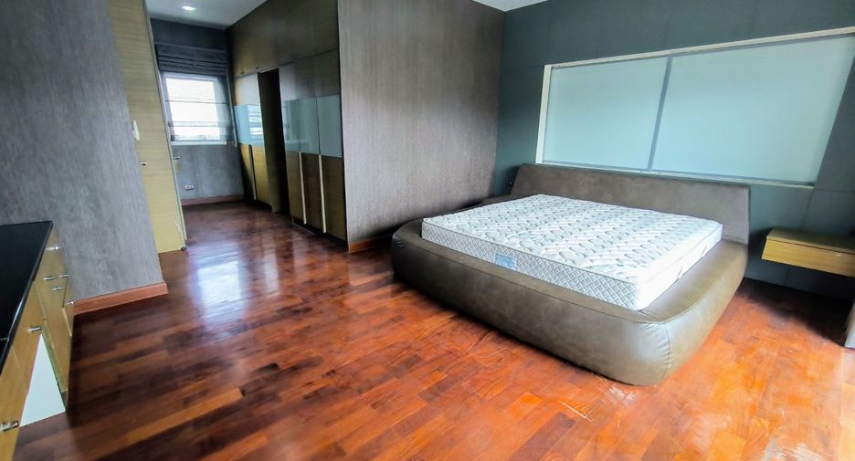 For sale 3 bedrooms house in Mueang Samut Prakan, Samut Prakan