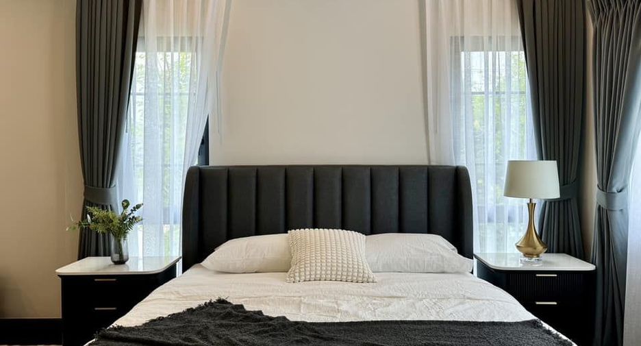 For rent 5 bedrooms house in Bang Phli, Samut Prakan