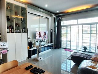 For sale 2 bed villa in Mueang Rayong, Rayong
