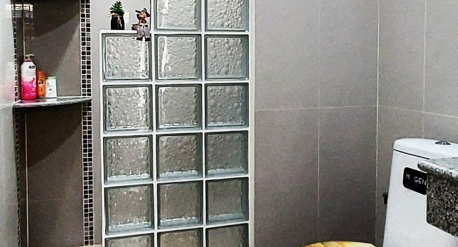 Villa en venta de 2 habitaciones en Mueang Rayong, Rayong