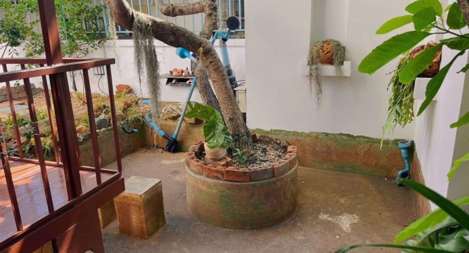 Haus zur Miete mit 3 Zimmer in Si Racha, Chonburi