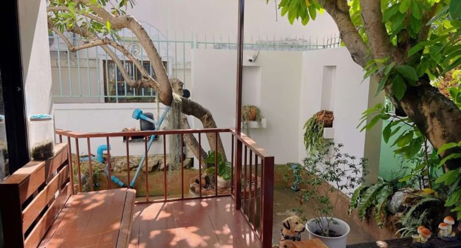 Haus zur Miete mit 3 Zimmer in Si Racha, Chonburi