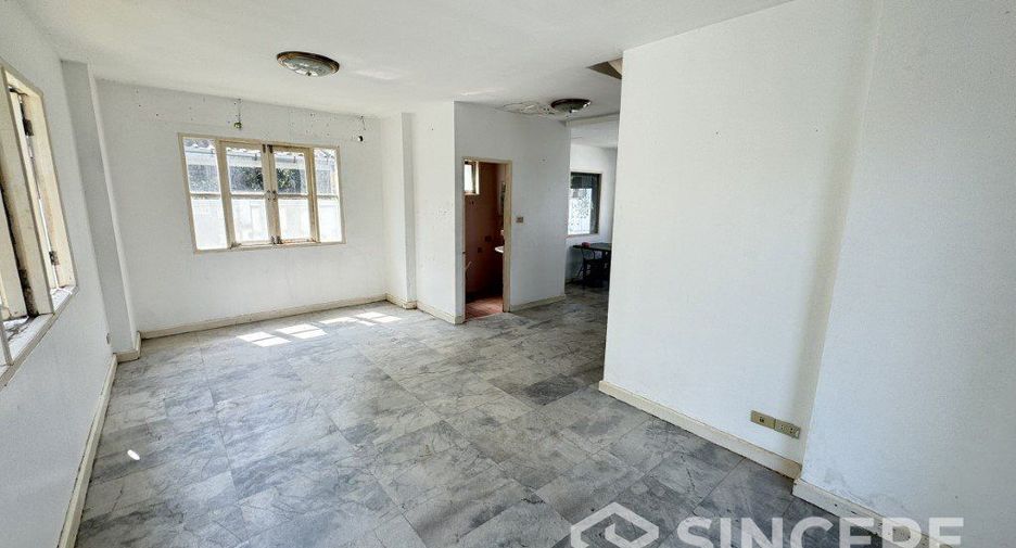 For sale 3 bedrooms house in Mueang Phuket, Phuket