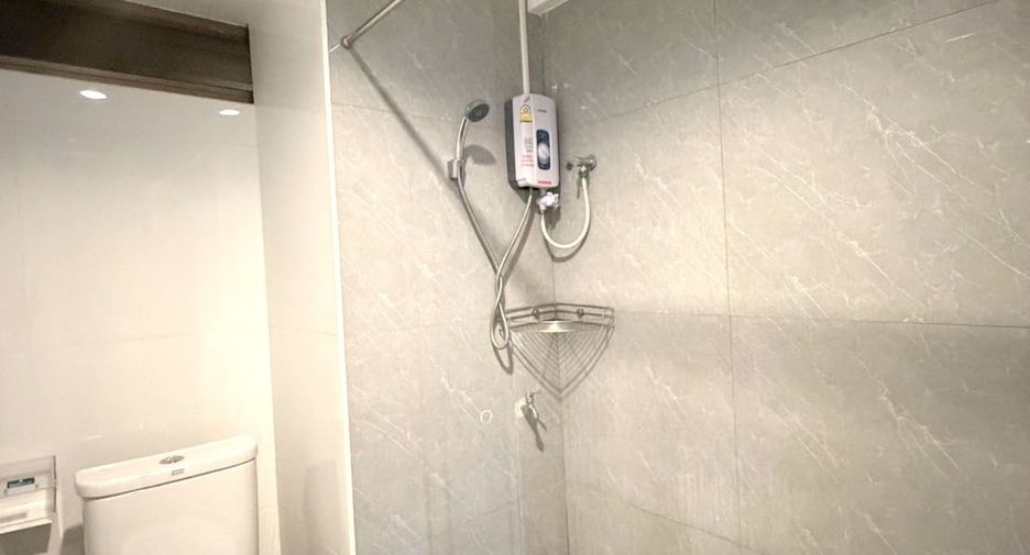 Condo en alquiler de 2 habitaciones en Mueang Chiang Mai, Chiang Mai