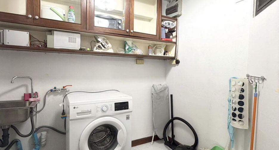 Condo en alquiler de 2 habitaciones en Mueang Chiang Mai, Chiang Mai