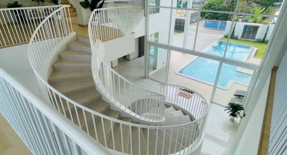 Villa zur Miete und zum Kauf mit 6 Zimmer in Saraphi, Chiang Mai