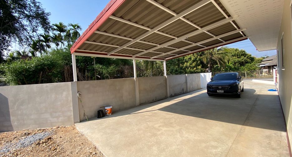 For rent 3 bedrooms house in San Sai, Chiang Mai