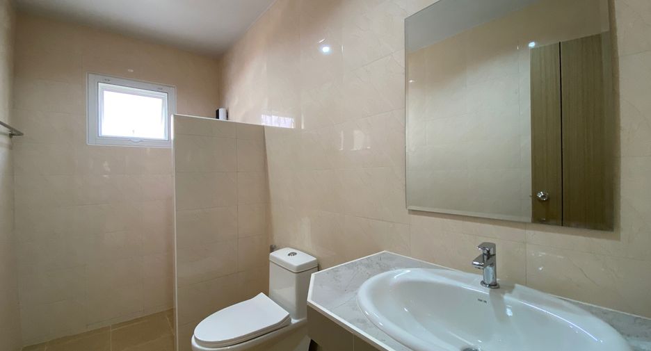 For rent 3 bedrooms house in San Sai, Chiang Mai