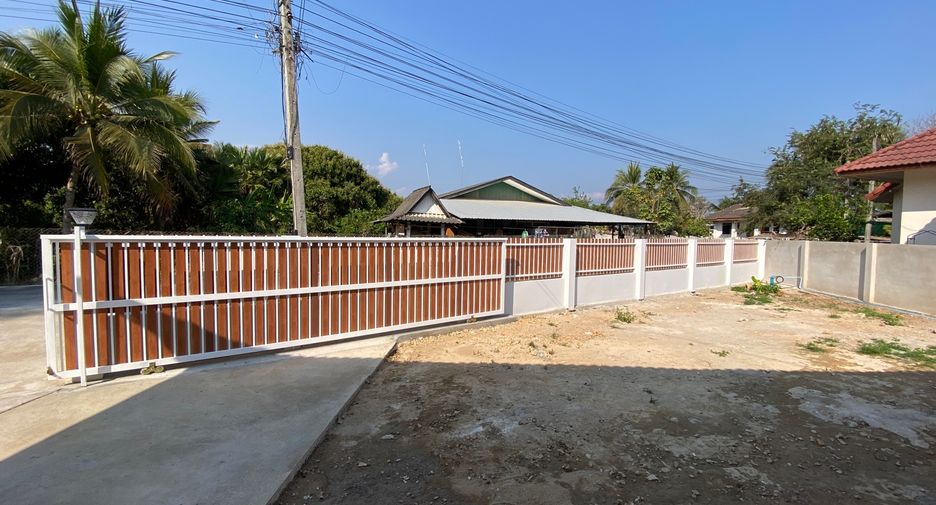 For rent 3 bedrooms house in San Sai, Chiang Mai