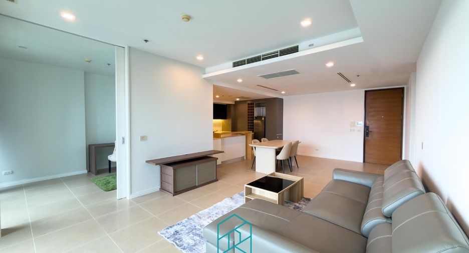 For rent 2 bedrooms condo in Sathon, Bangkok
