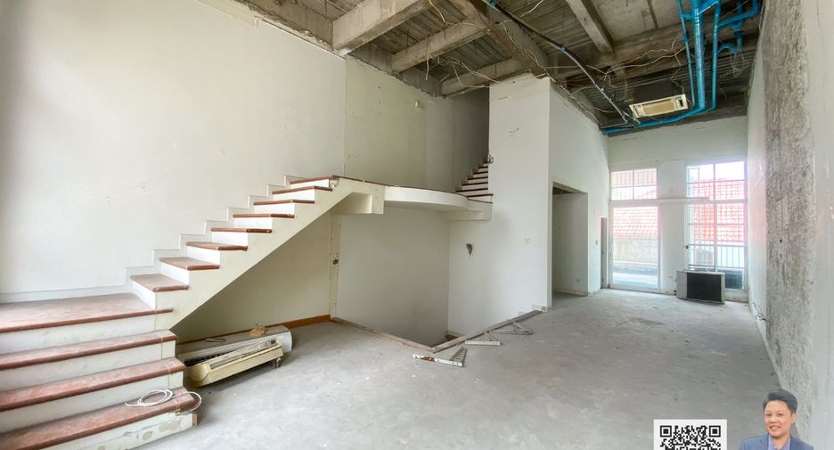 Reihenhaus zum Kauf mit 4 Zimmer in Yan Nawa, Bangkok