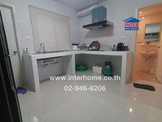 For sale 3 bed townhouse in Mueang Chachoengsao, Chachoengsao